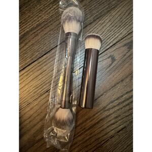 HOURGLASS Ambient Foundation Brush & Ambient Lighting Edit Brush NEW $120